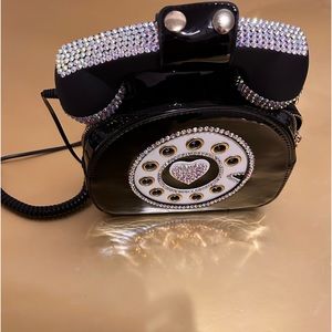Novelty phone  purse 👜 , works with plug in new